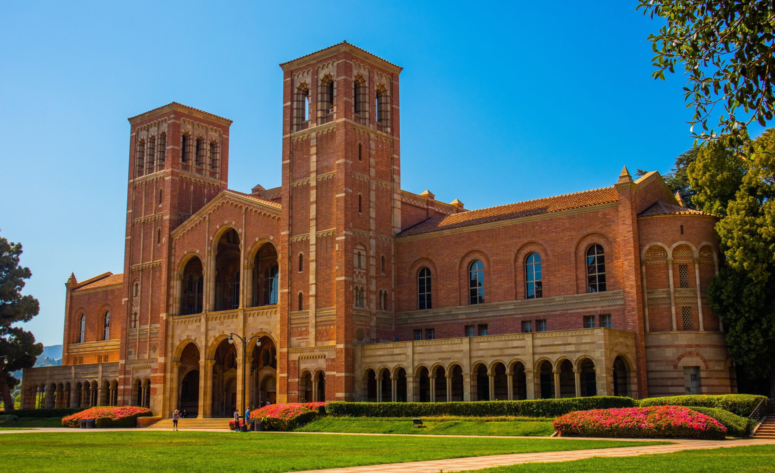 University of California Tuition Fee Statistics