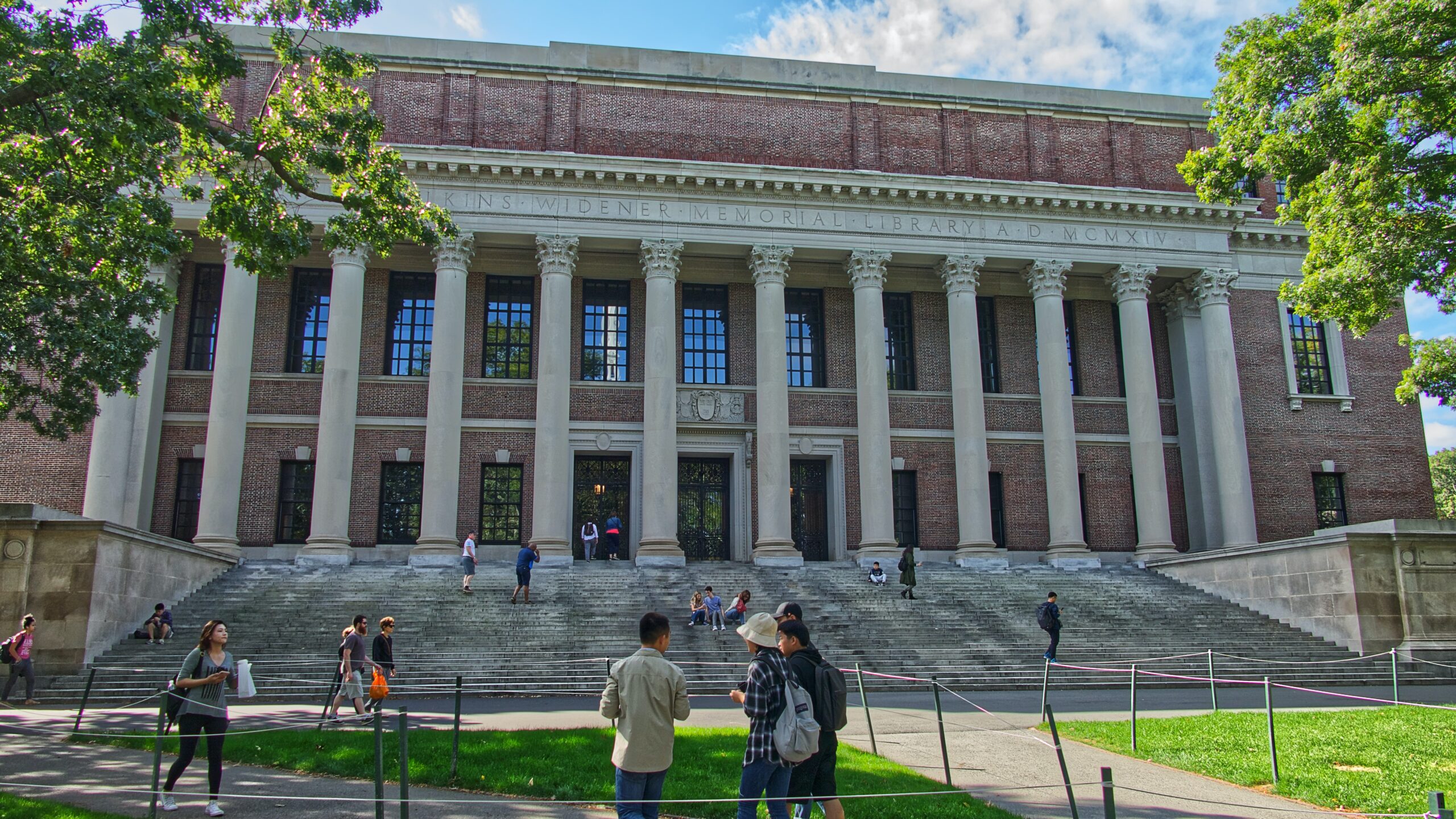 Harvard University Revenue Statistics
